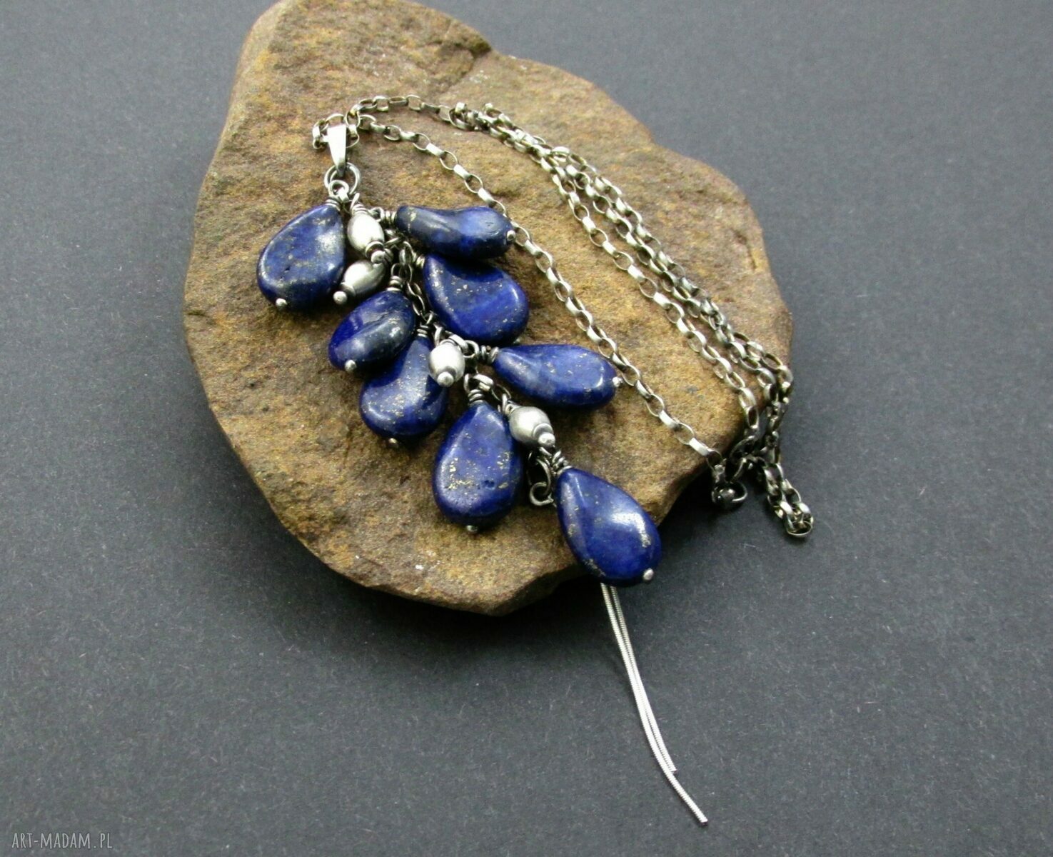 Srebrny wisior z lapis lazuli - oksydowany