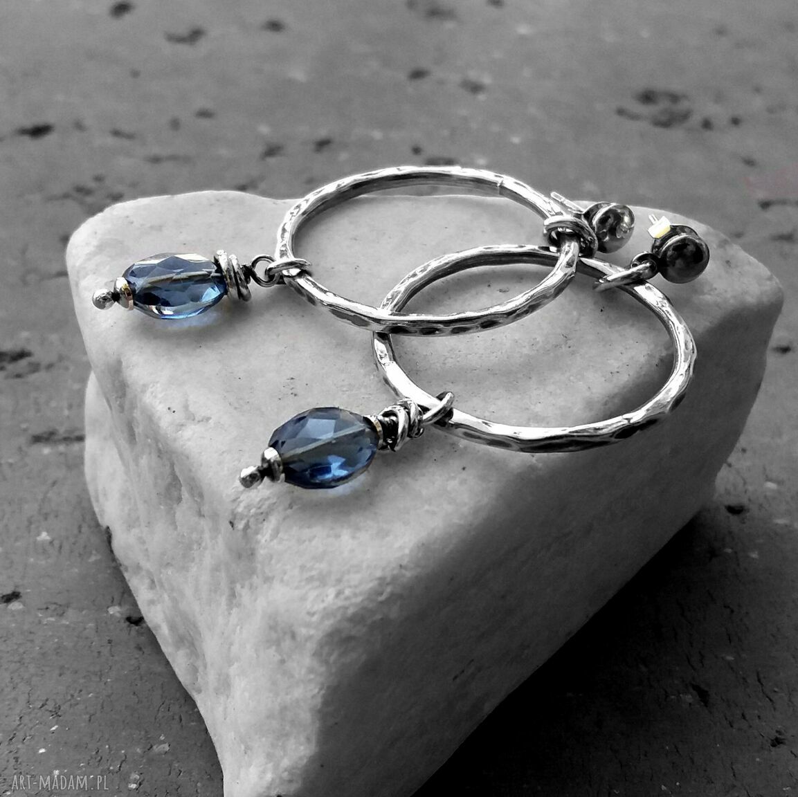 kolczyki: SREBRO I KWARC GRANATOWY KOLCZYKI KOŁA. Handmade