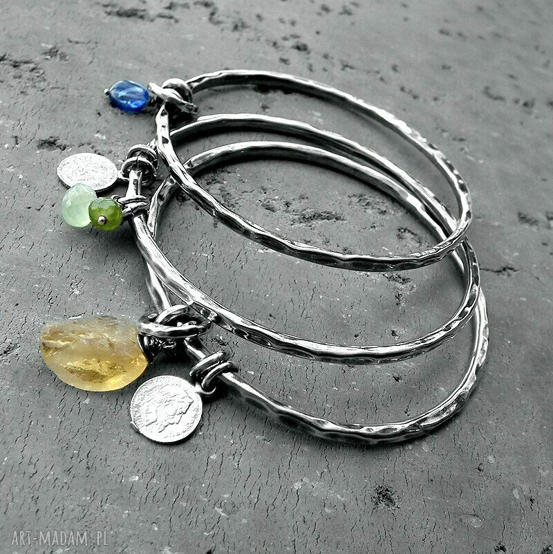 bransoletki: SREBRO I KYANIT BRANSOLETA Z ZAWIESZKAMI. Handmade