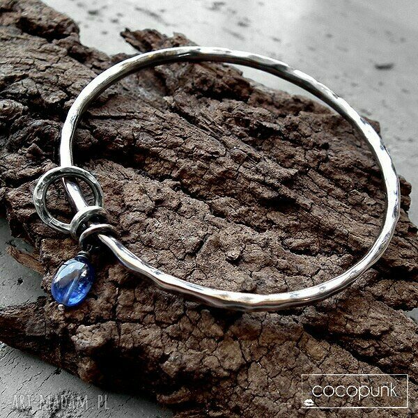 bransoletki: SREBRO I KYANIT BRANSOLETA Z ZAWIESZKAMI. Handmade