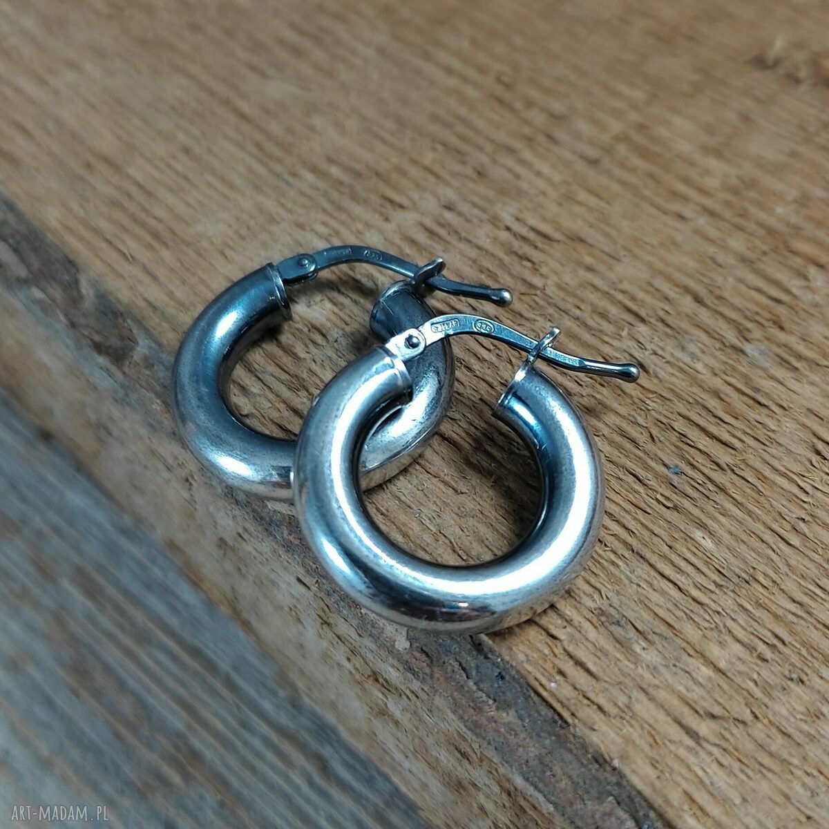 Kolczyki - koła ze srebra 925 oksydowanego (1,8 cm) - Irart