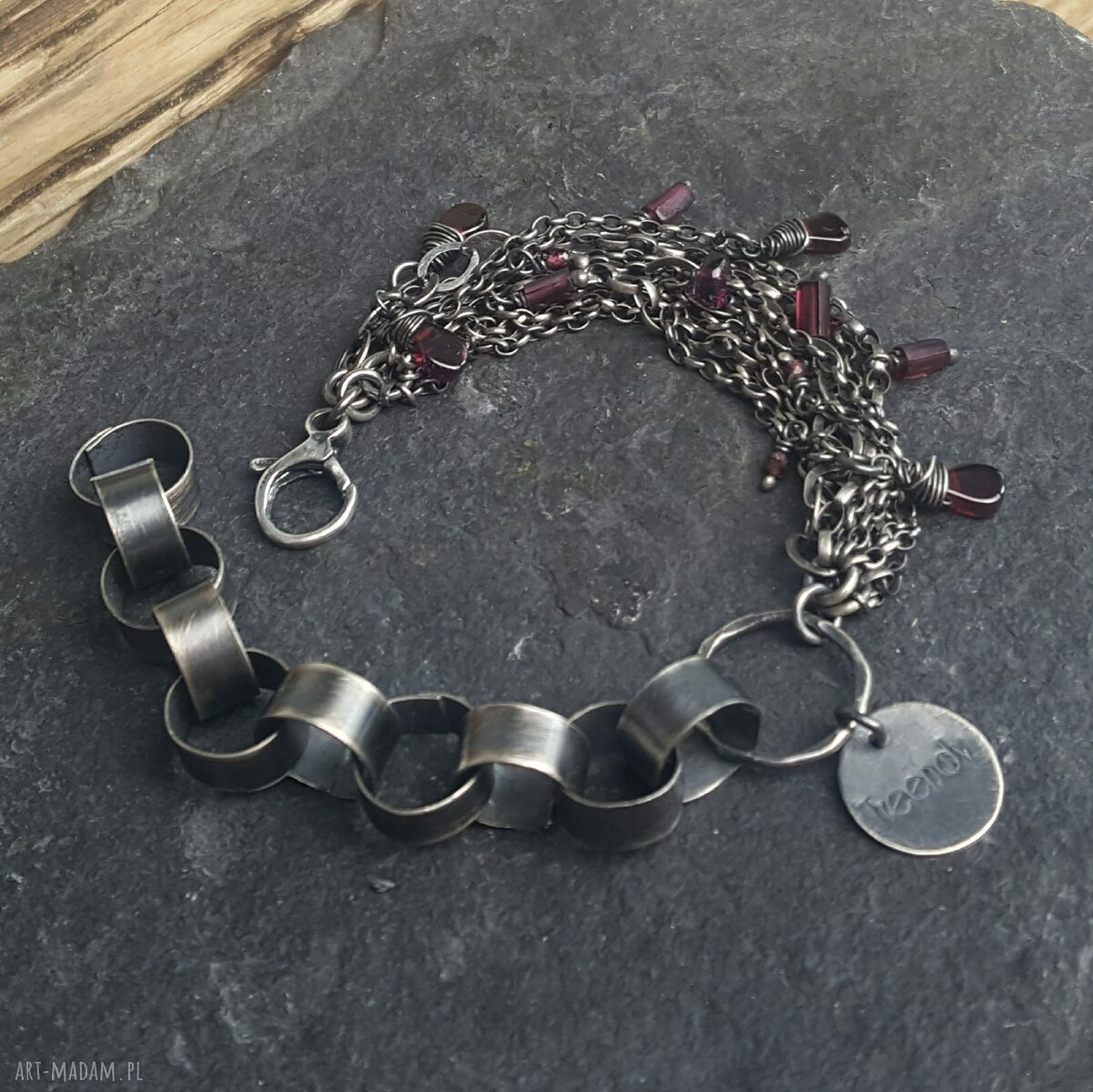 Bransoletka srebrna z granatami Handmade