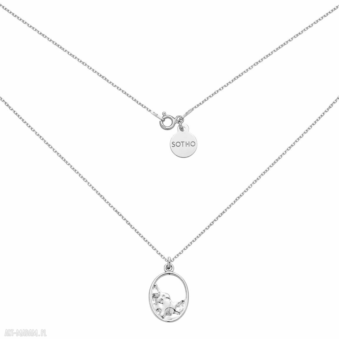 Srebrny naszyjnik ozdobną zawieszką łańcuszek elegancki