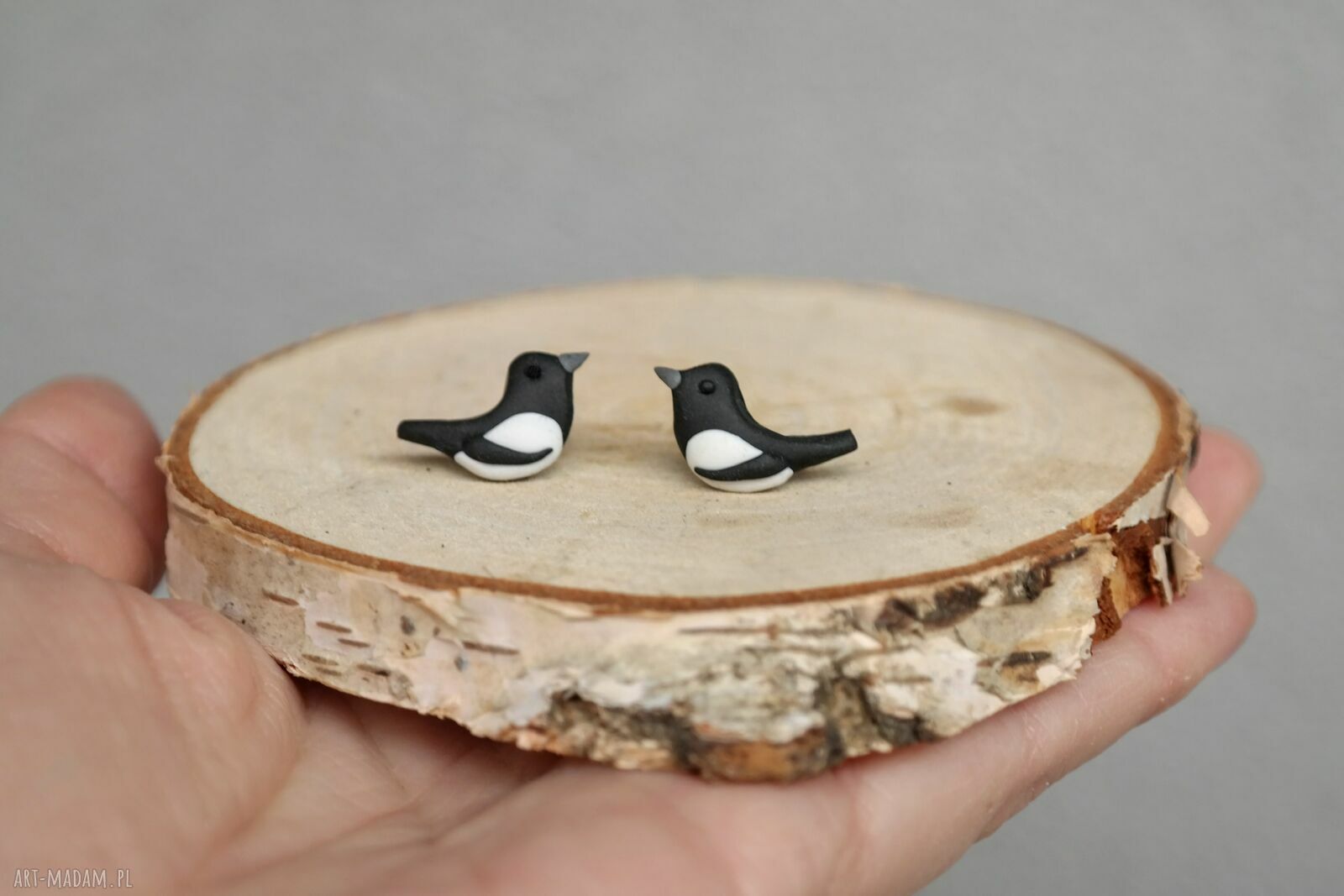 Kolczyki sroki - mini sztyfty handmade z modeliny Forever Young