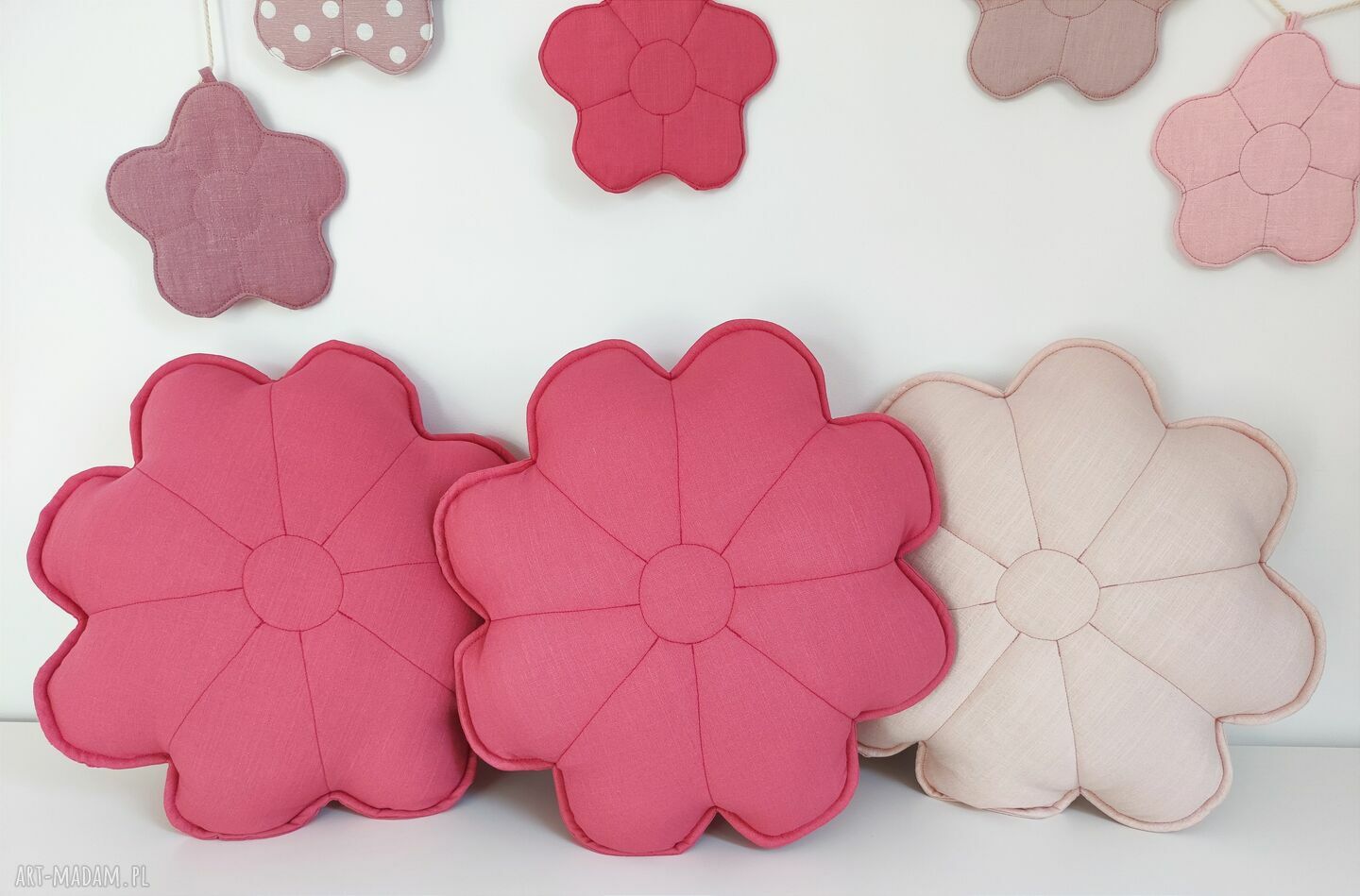 Dekoracyjna poduszka kwiatek dekoracja kwiat jasiek stokrotka