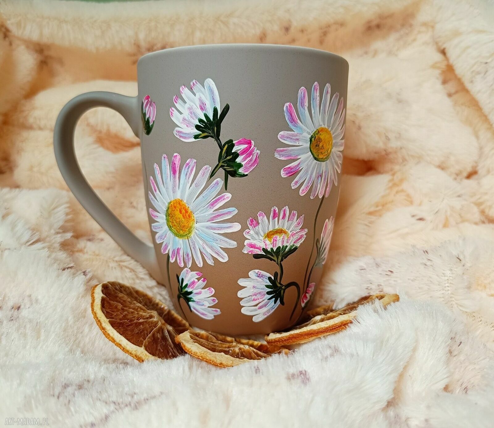Stokrotkowe Love - ręcznie malowany kubek 300 ml na rocznicę