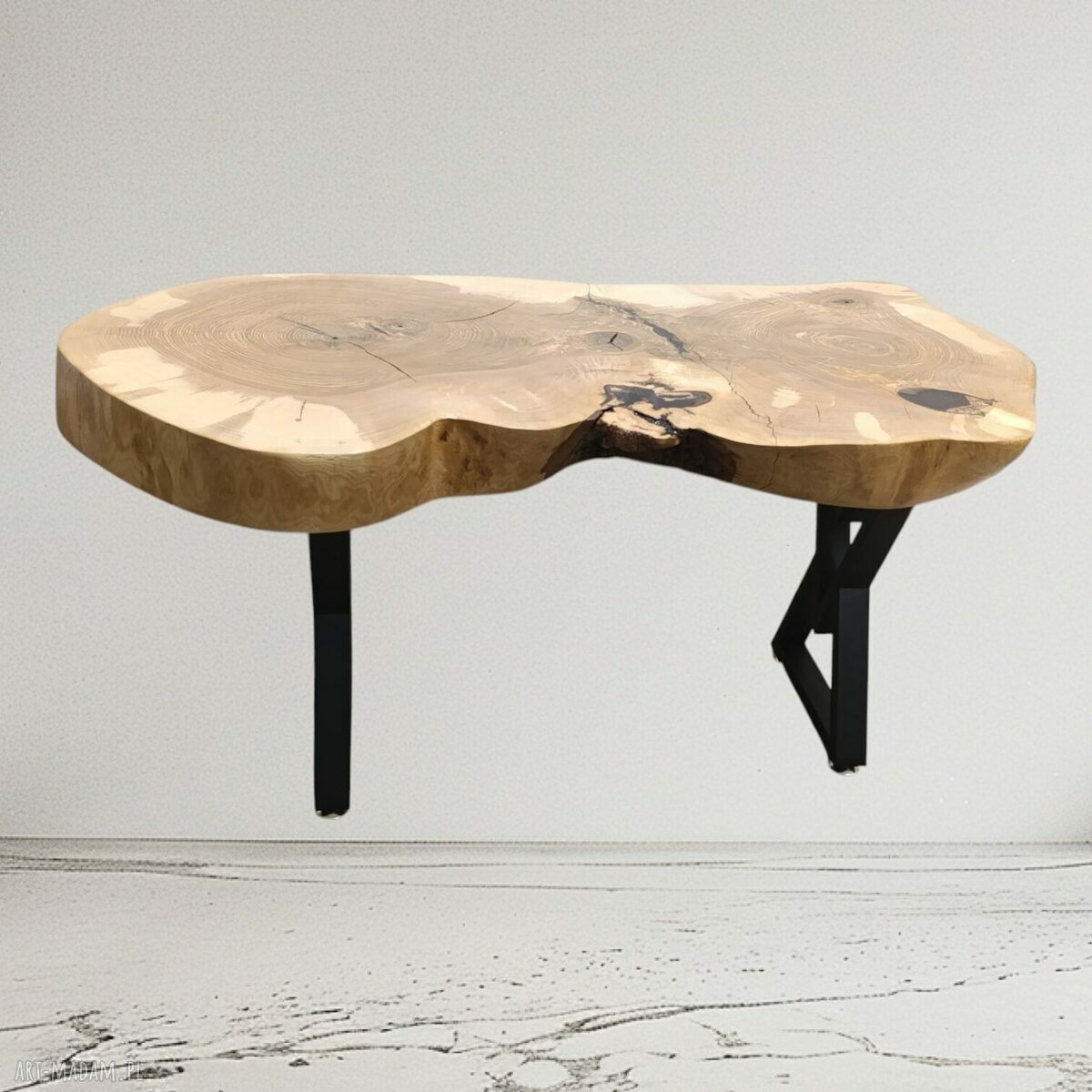 Stolik kawowy z litego drewna 106x60x50 cm - loftowy unikat