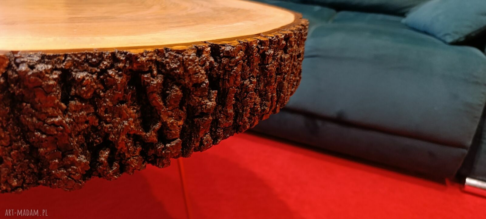 Duży stolik kawowy z plastra drewna LOFT - naturalna kora i nogi hairpin