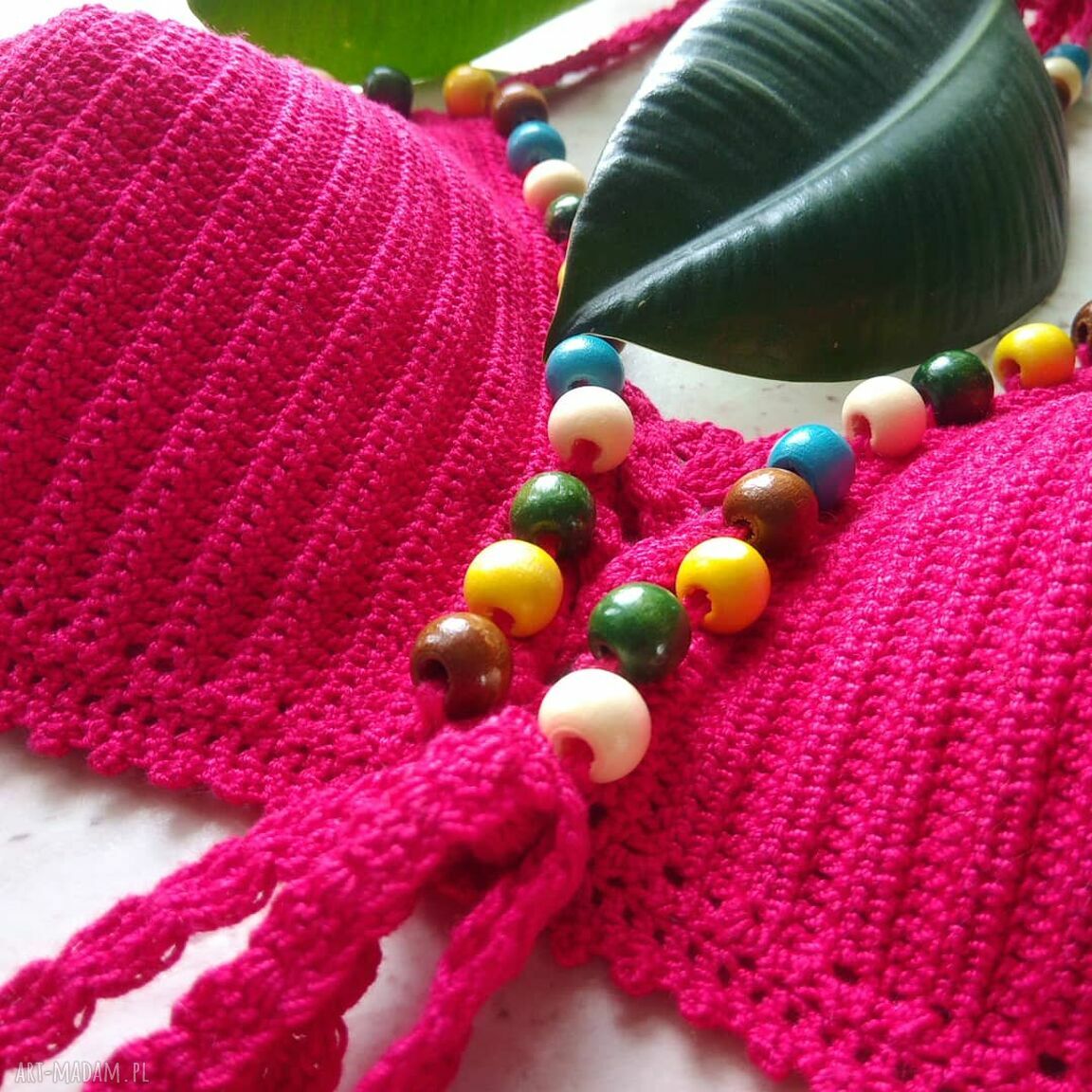 Strój kąpielowy RODOS - fuksjowe bikini szydełkowe boho z drewnianymi koralikami
