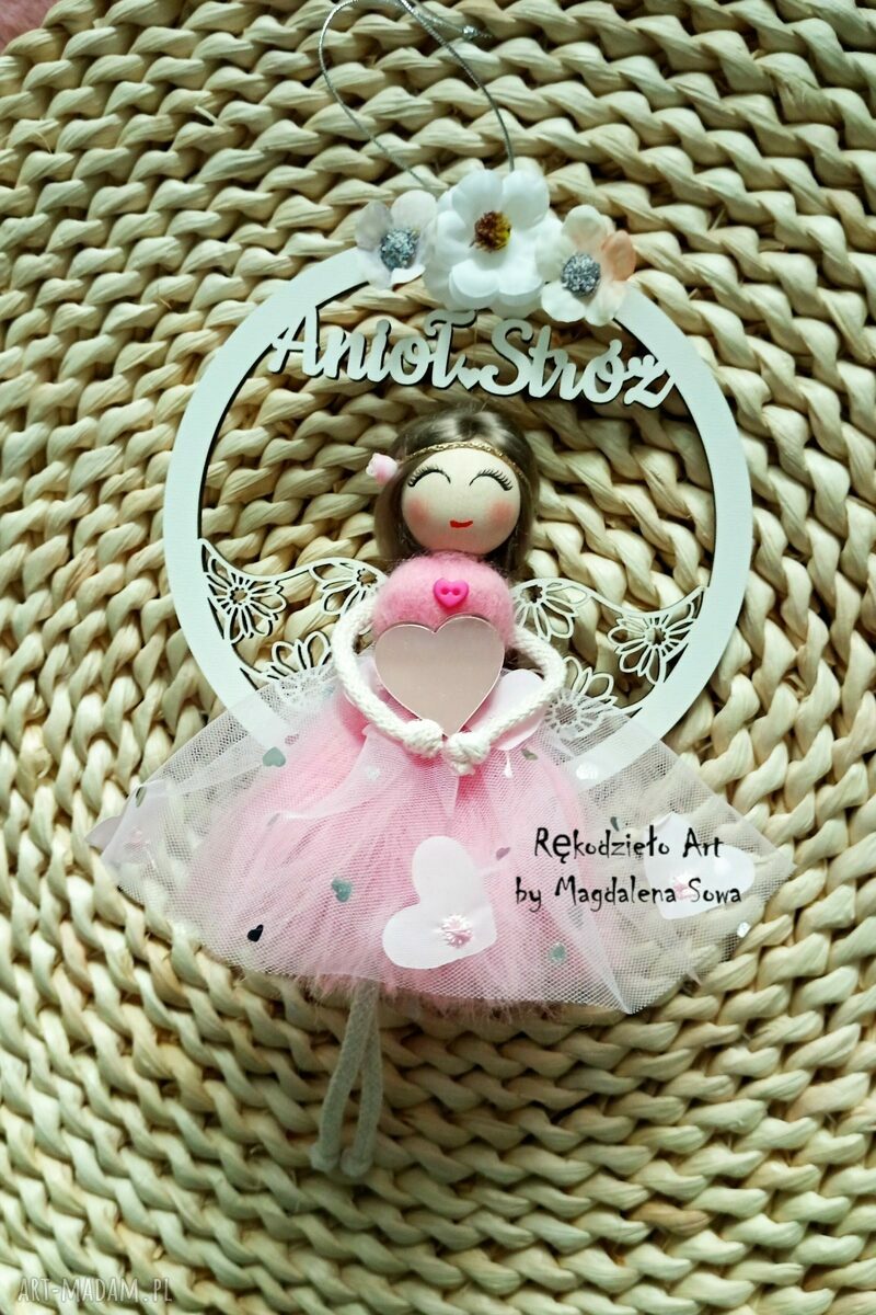 Anioł Stróż na obręczy - pamiątka handmade na chrzest i komunię