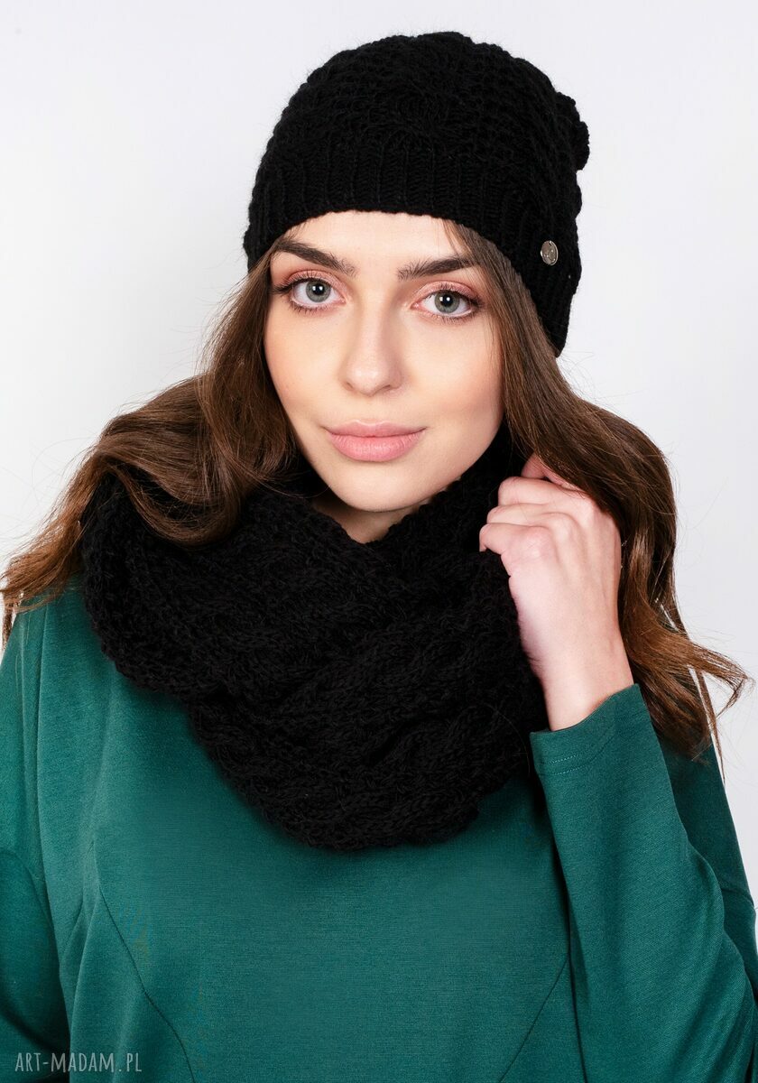 Stylowy warkoczowy komin damski SZ003 czarny