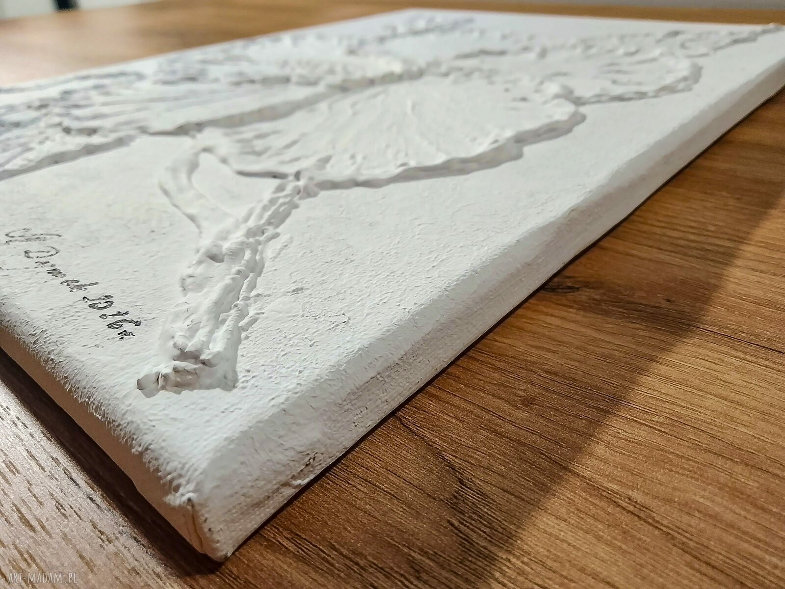 Subtelna delikatność - obraz strukturalny z teksturą 3D w stonowanej bieli