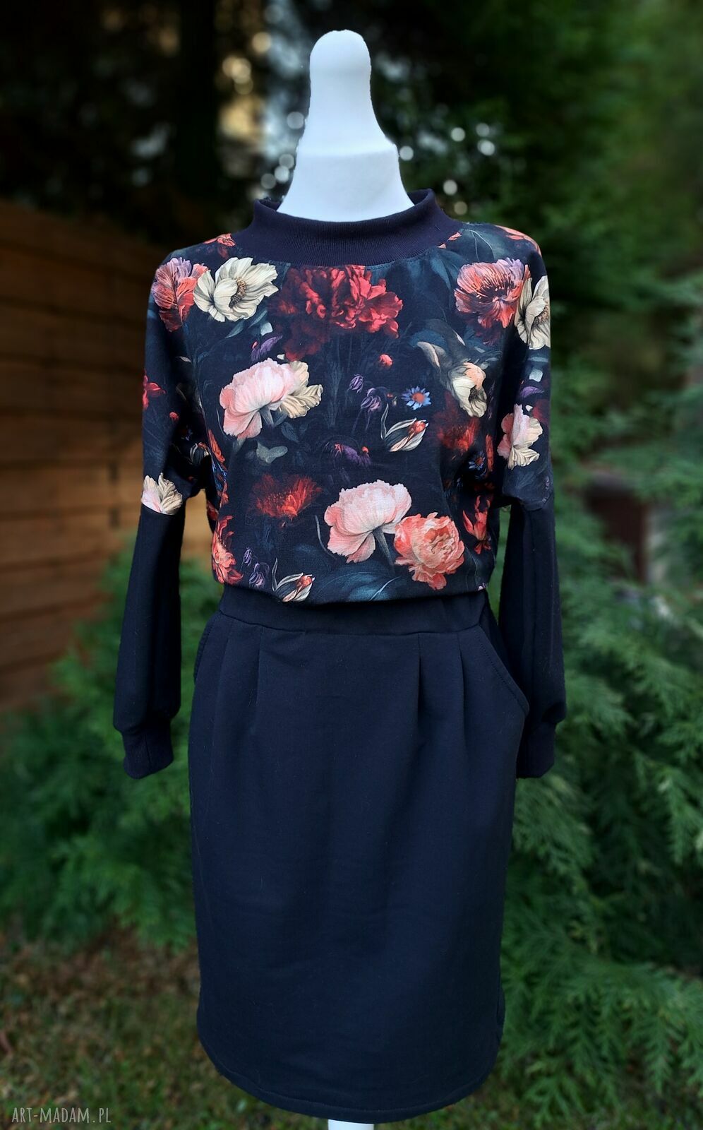 Sukienka Adela w kwiaty z dresówki - oversize S/M z kieszeniami