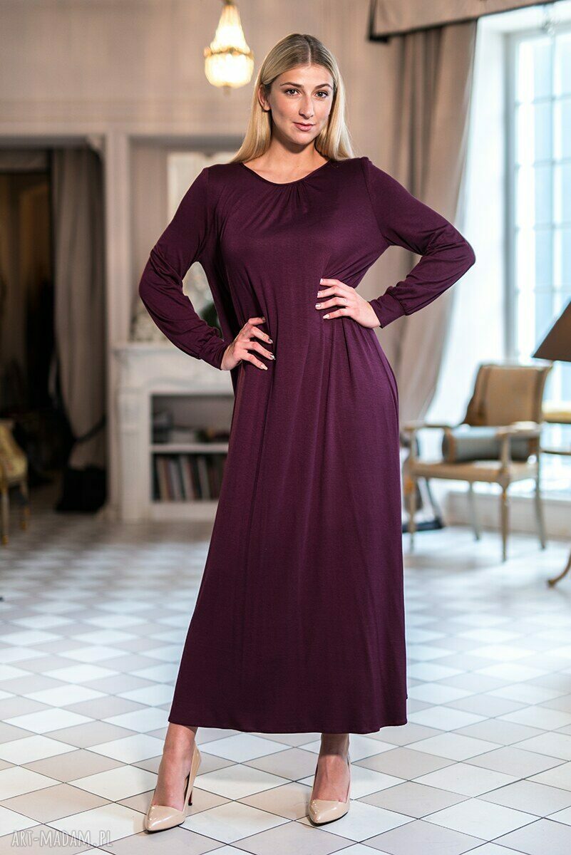 Sukienka Bridgit maxi w ciemnym fiolecie - wiskozowa dzianina oversize z drapowanym dekoltem