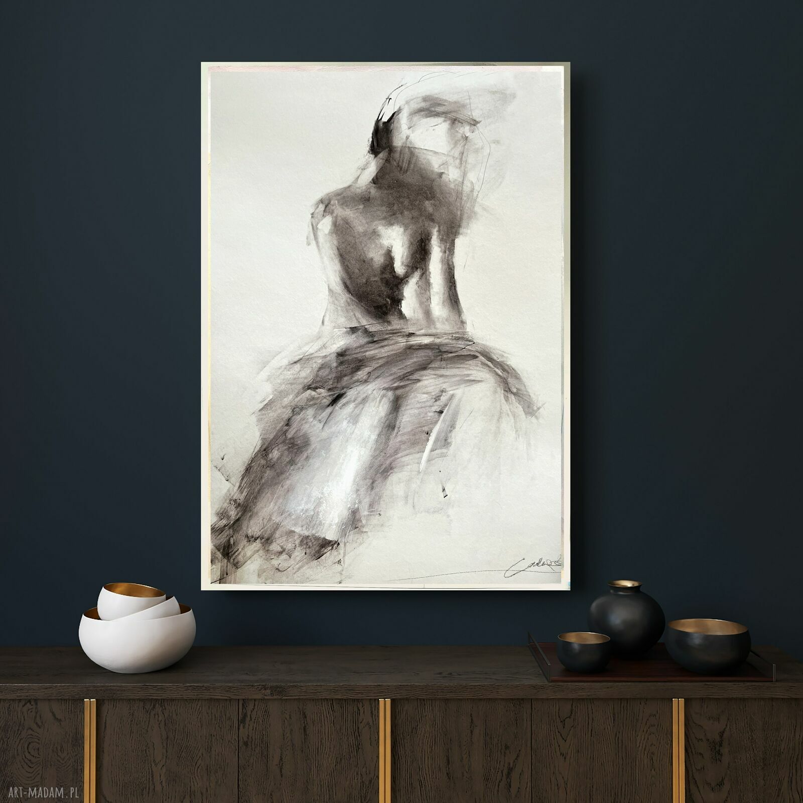Suknia 50x70 - czarno-biały obraz kobiety (inkografia)