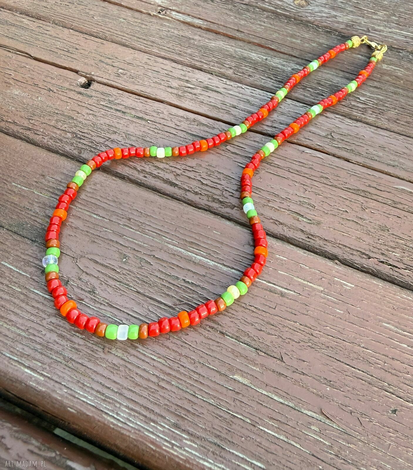 Ręcznie robiony naszyjnik Boho Summer Vibe z drobnymi koralikami