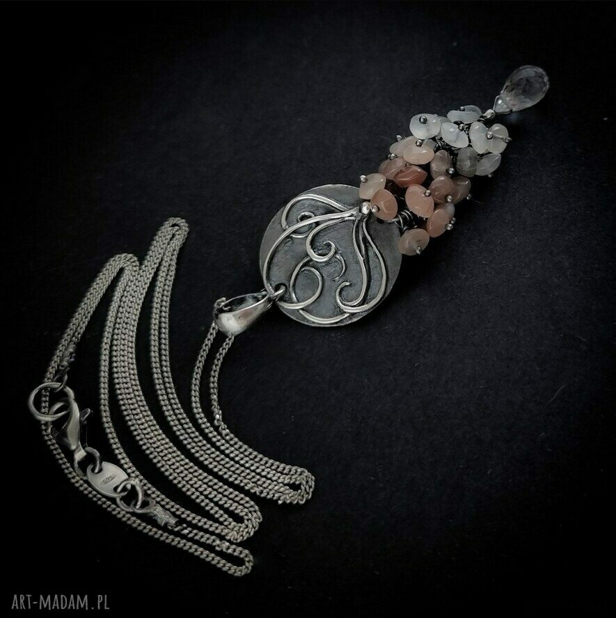 Sunstone in summertime - srebrny naszyjnik z kamieniami słonecznymi i kryształem Swarovski