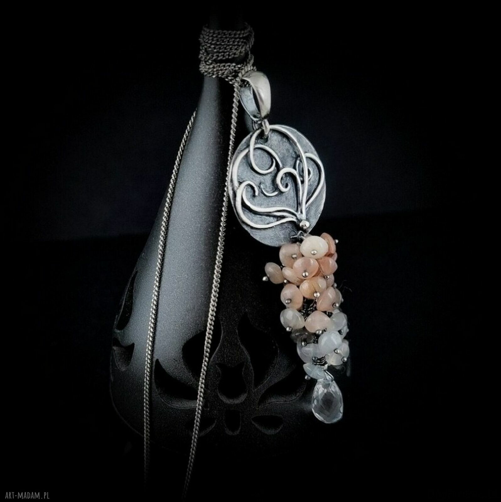 Sunstone in summertime - srebrny naszyjnik z kamieniami słonecznymi i kryształem Swarovski