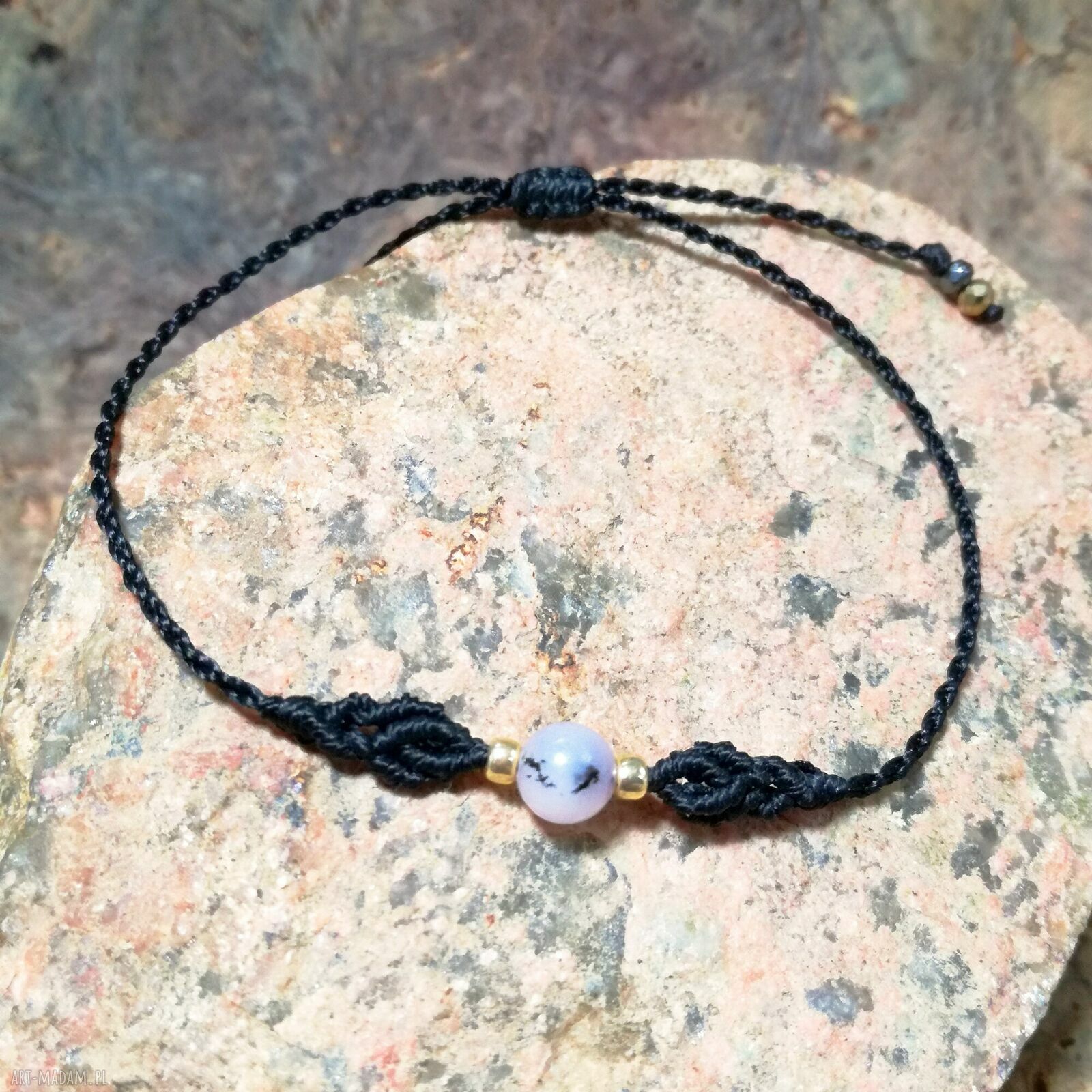 Bransoletka „Super Pełnia” opal 6 mm i hematyt w mikromakr a mie - czarny sznurek