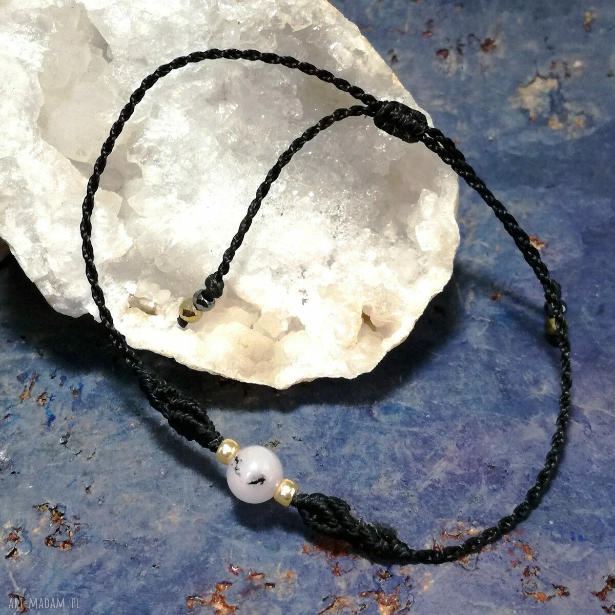 Bransoletka „Super Pełnia” opal 6 mm i hematyt w mikromakr a mie - czarny sznurek