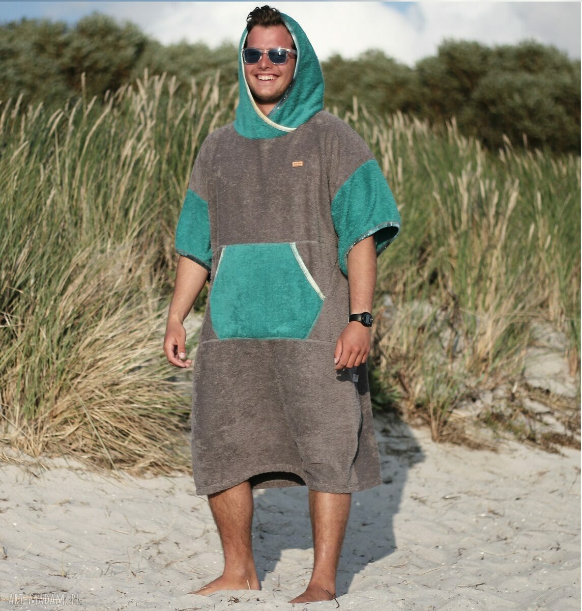 Surf Poncho - James Green