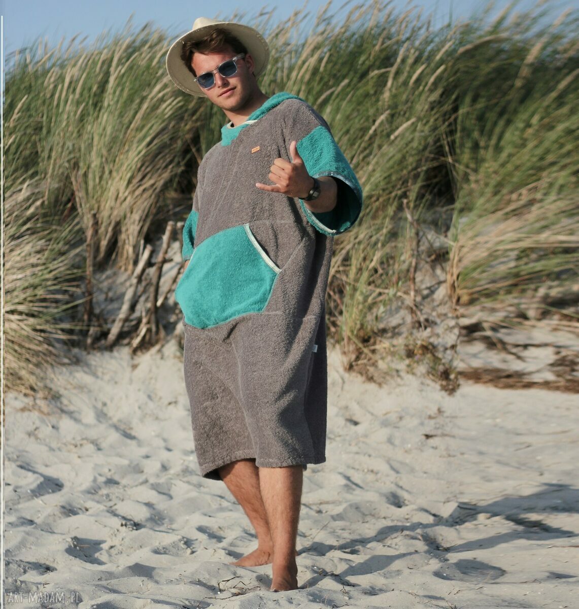 Surf Poncho - James Green