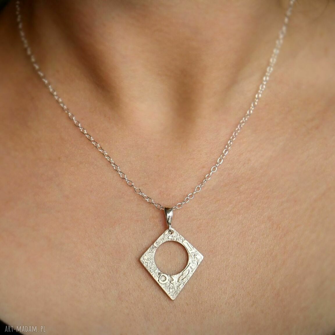 wisiorki: Surowy wisiorek romb ze srebra grot (bez łańcuszka) Ręcznie robione