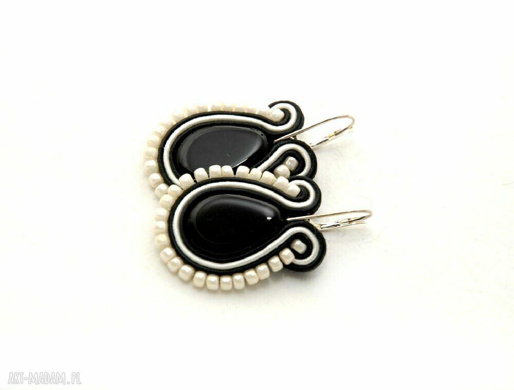Kremowe kolczyki sutasz z onyksami - haft soutache