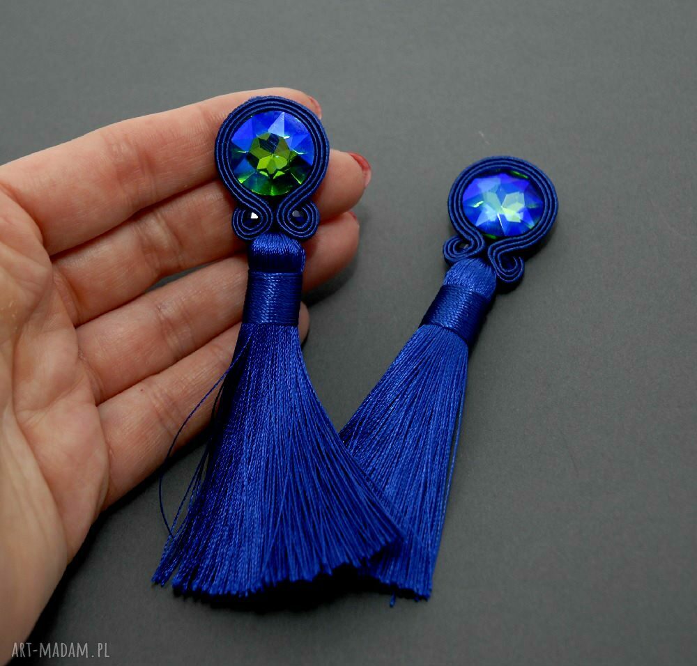 Niebieskie kolczyki sutasz z chwostem (10,5 cm)