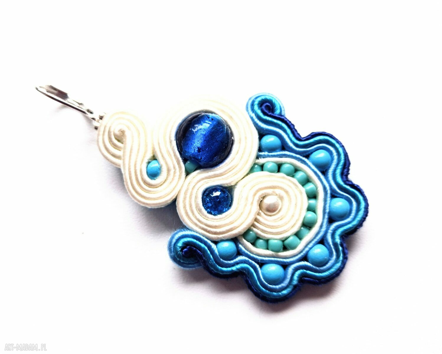 Kolczyki sutaszowe haftowane Blue & Ecru (średnie, 5 cm)