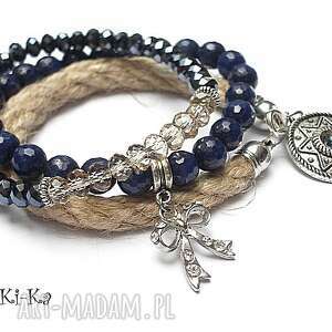 dark blue and beige set