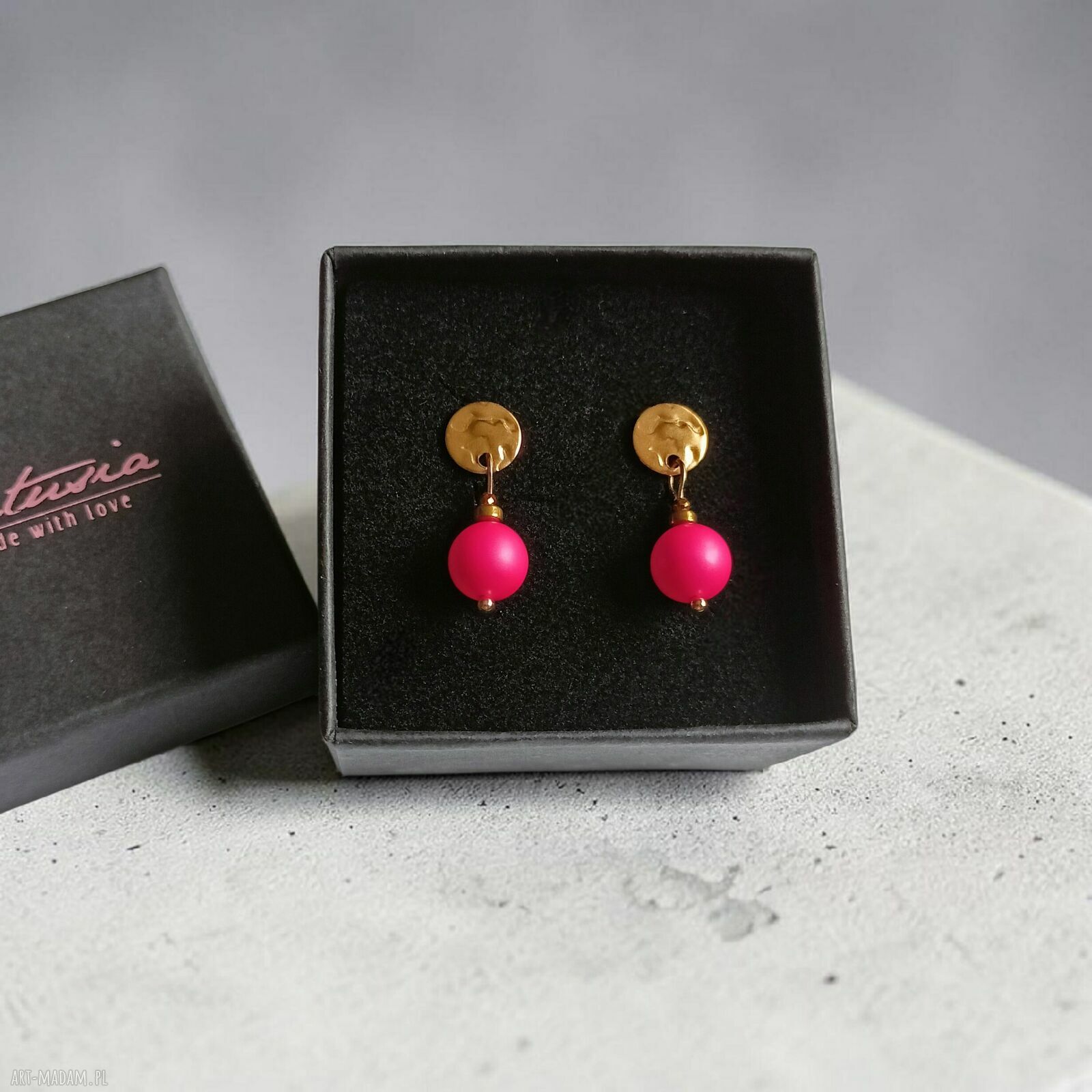 Kolczyki Swarovski Neon Pearls - neonowy róż, drobne sztyfty