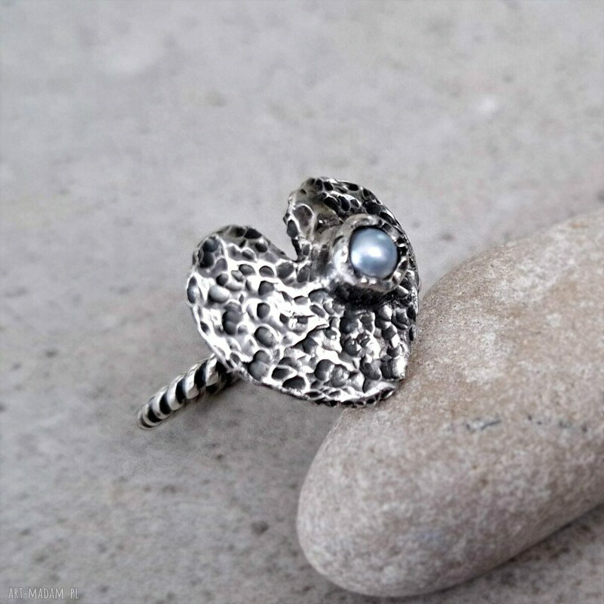 pierścionki: Sweetheart srebrny pierścionek z perłą hand made