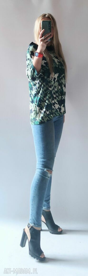 Sweter damski Oversize Pepitka - elegancki, drukowany z dzianiny