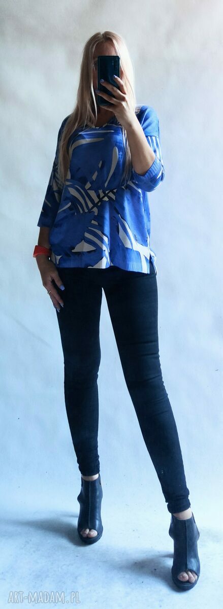 Sweter damski oversize w serek Bellafeltro - letni pullover z rękawem 3/4