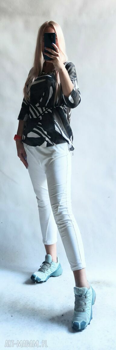 Sweter damski oversize Bellafeltro w serek - kardigan w liście
