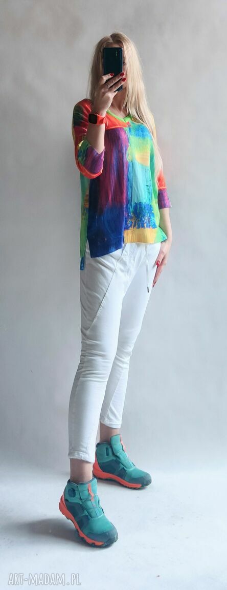 Sweter damski oversize Bellafeltro - letni w serek z rękawem 3/4