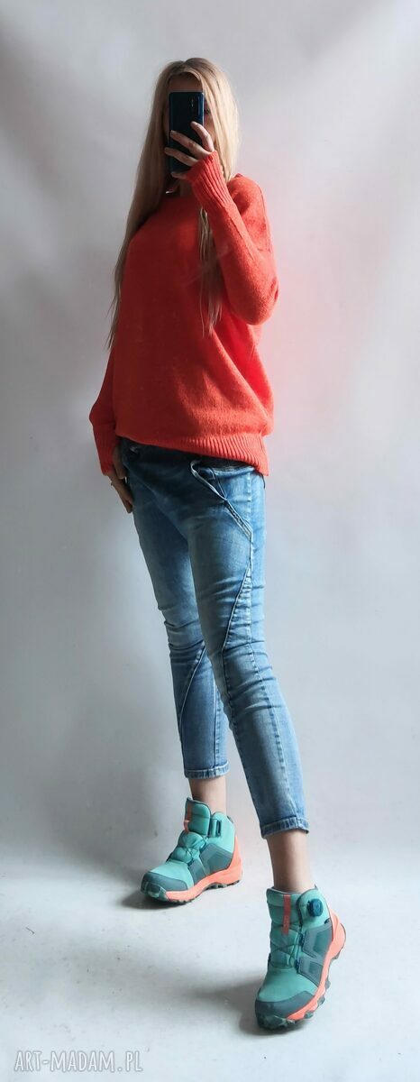 Sweter damski oversize orange z puszystej przędzy - handmade