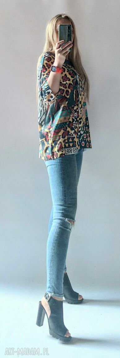 Sweter damski oversize z printem panterki - lekki i stylowy