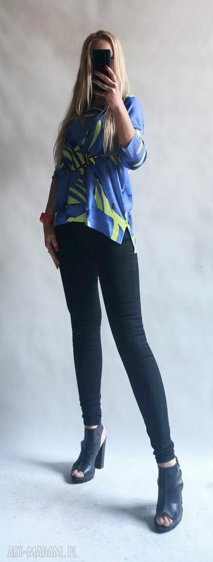 Sweter damski oversize w liście - letni kardigan w serek