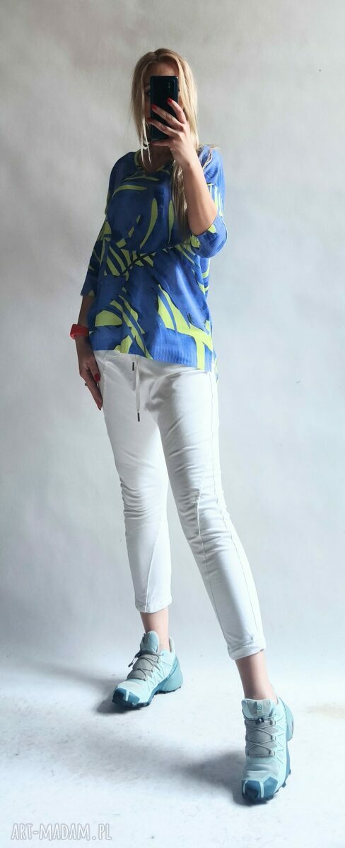 Sweter damski oversize w liście - letni kardigan w serek