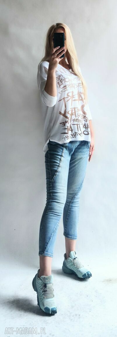 Sweter damski oversize „Fango” - letni w serek, rękaw 3/4