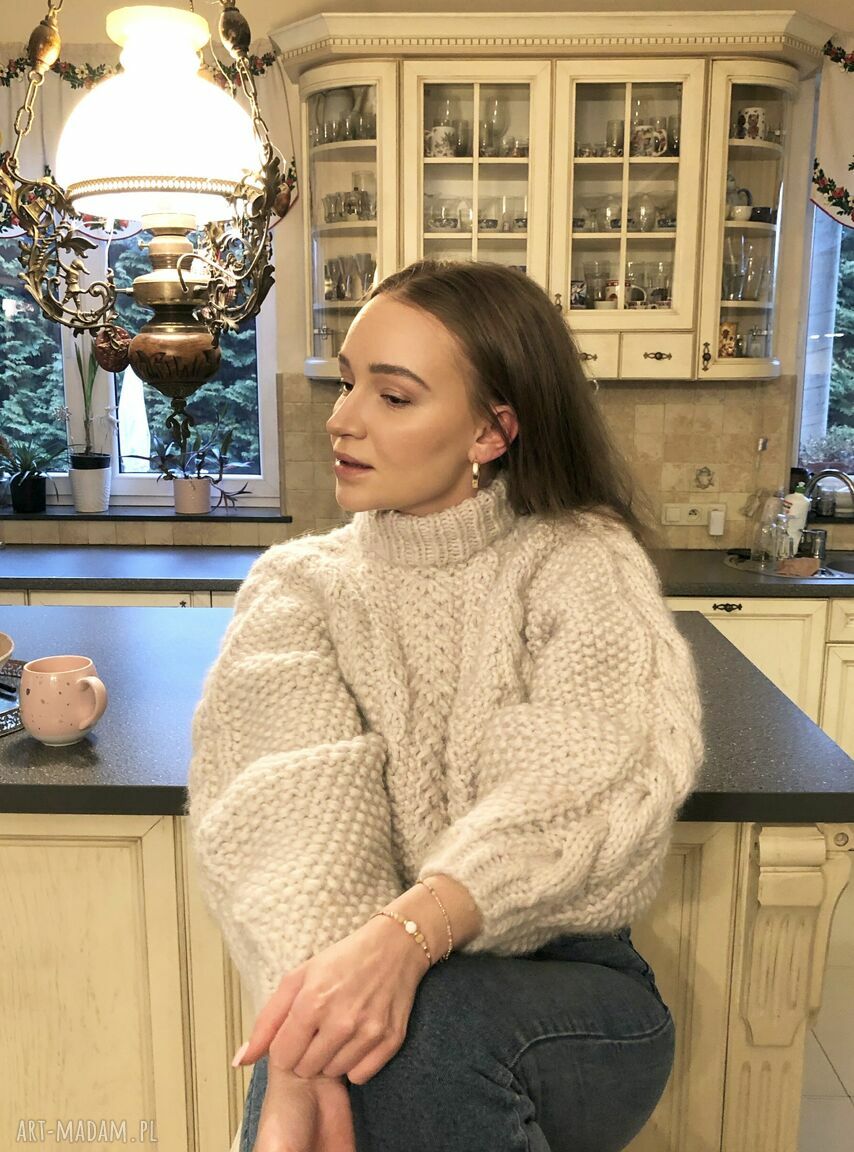 Sweter handmade chunky cable w kolorze natura z wełny merynosów, bawełny i alpaki