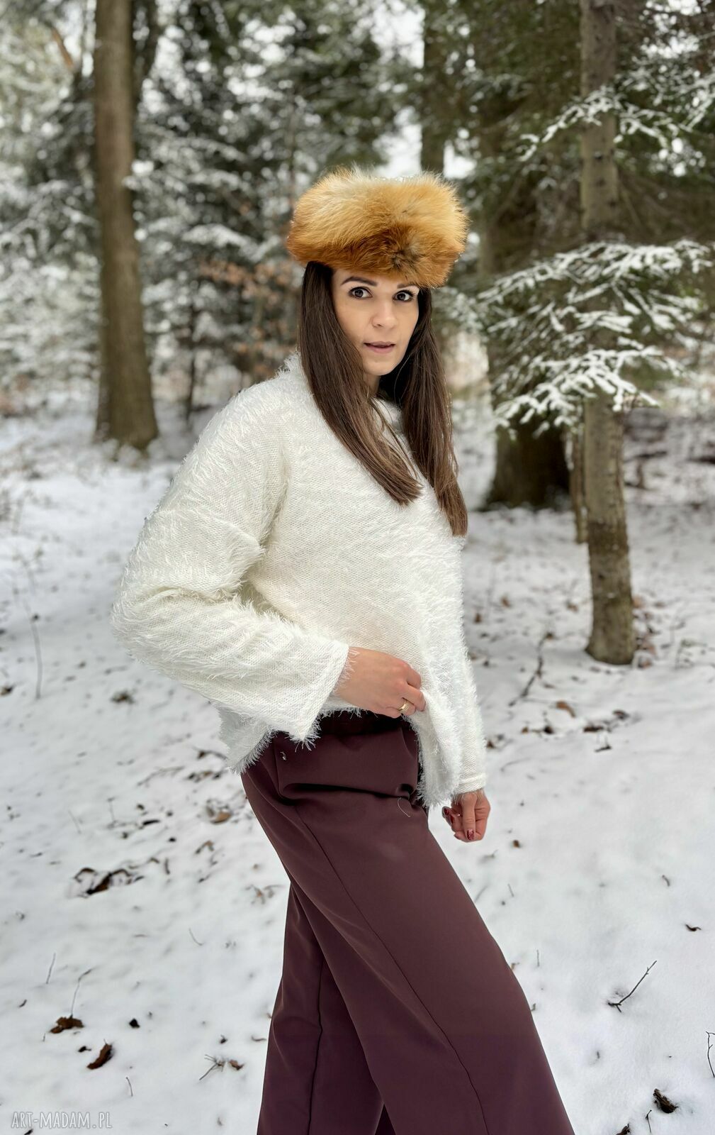 Sweter Pluszak Otulacz Cloud Dancer srebrzysty odcień