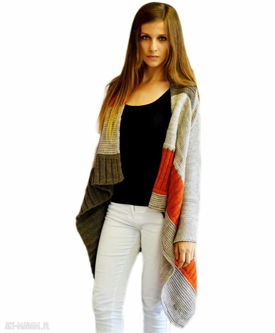 Sweter w asymetryczne pasy