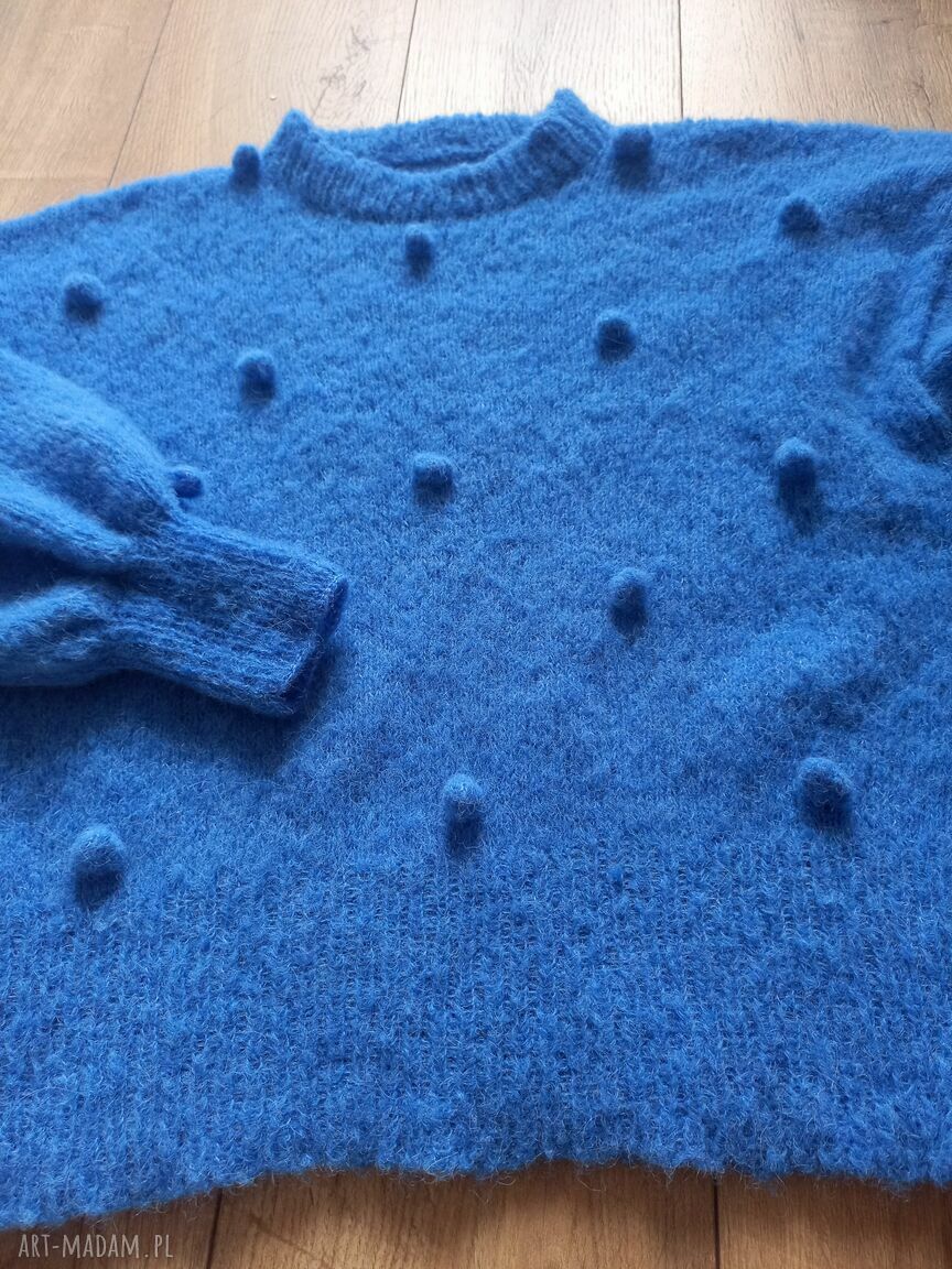 Sweter z alpaki i jedwabiu ręcznie robiony na drutach - oversize w kolorze chaber