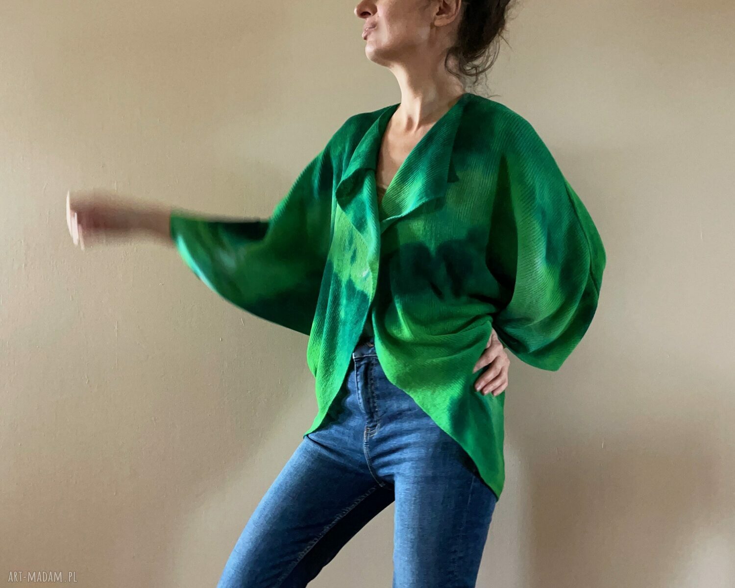 Sweter z wełny merino w odcieniach zieleni - ręcznie barwiony kardigan oversize