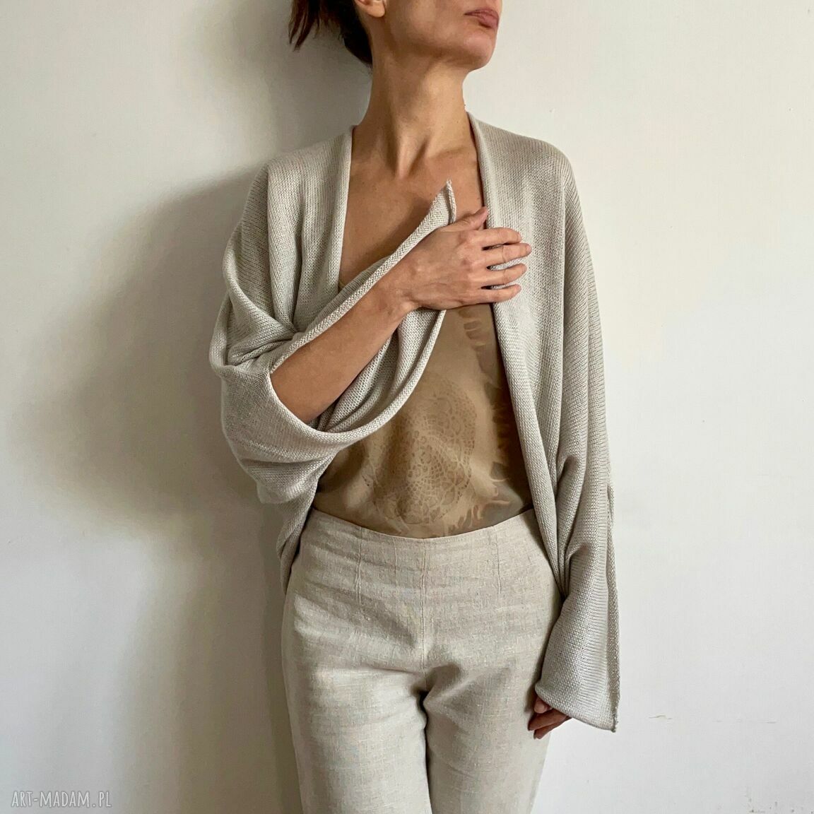 Sweter/bolerko z wełny merino ecru