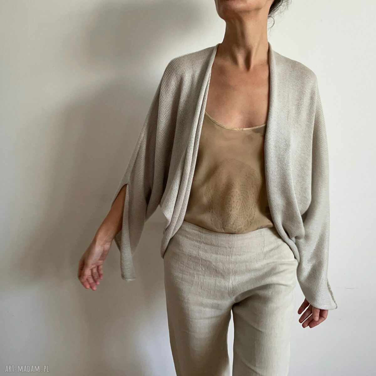 Sweter/bolerko z wełny merino ecru