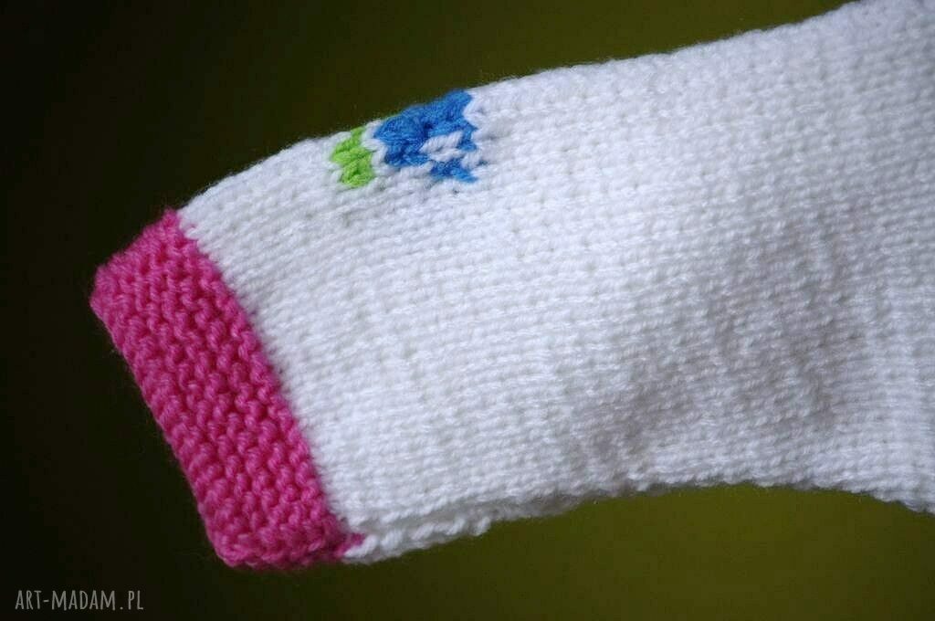 Sweterek „Kwiatki” - ciepły, rozpinany handmade 80/86